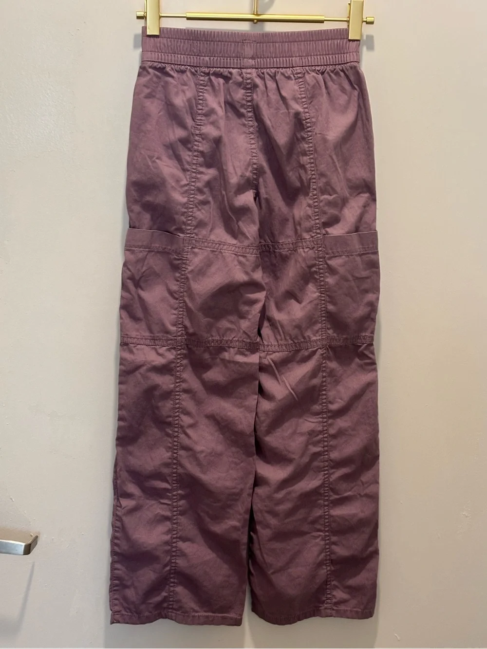 GAP kids seamed